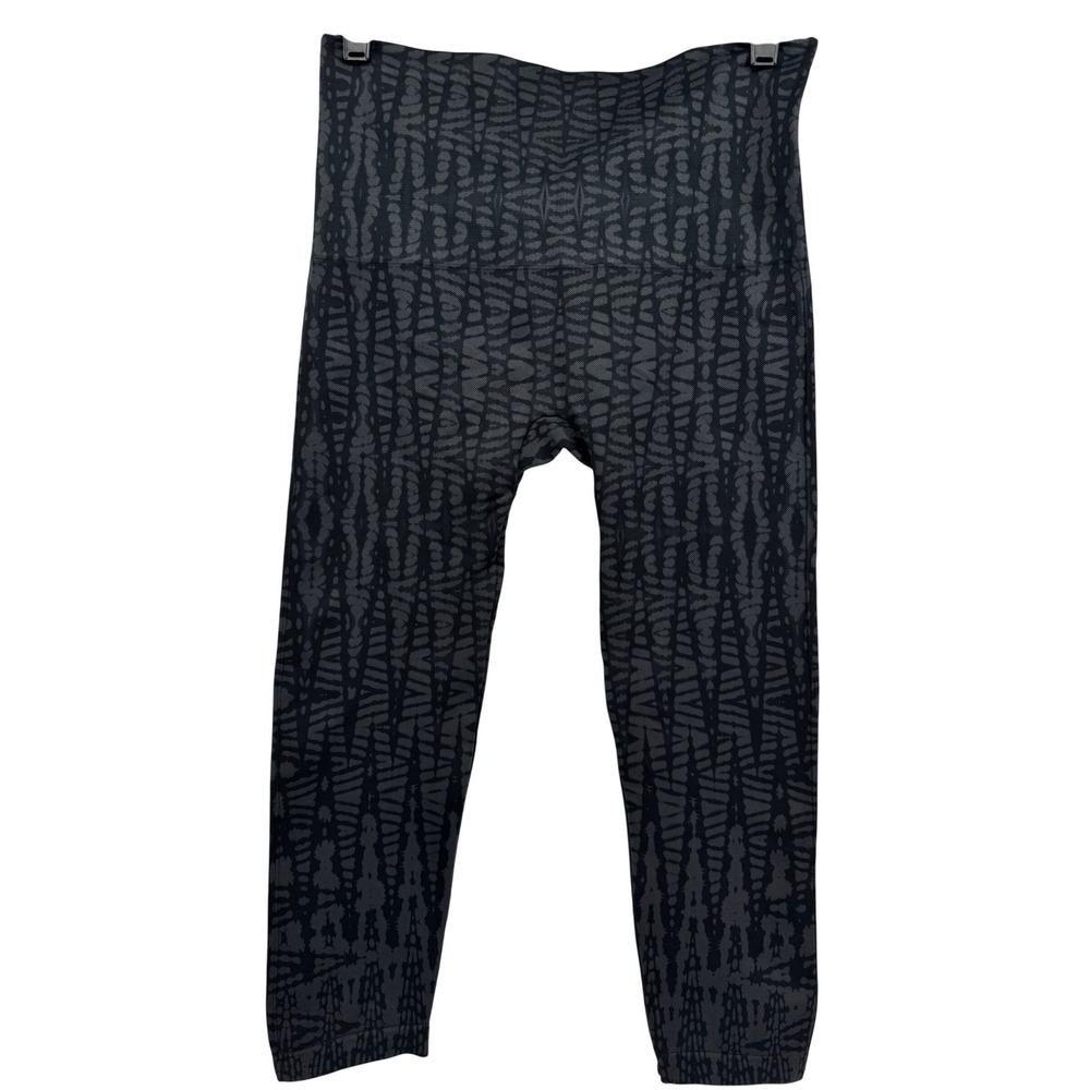 Spanx Look At Me Now Crop Legging Black Grey Tribal Pattern 1X Seamless Slimming